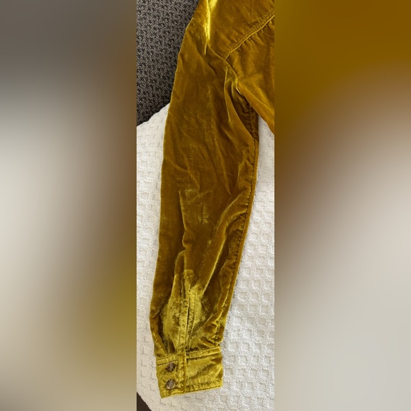 Anthropologie Maeve Karina Velvet Button Down Shirt in Gold Size 0 OB1057701 - Picture 13 of 16